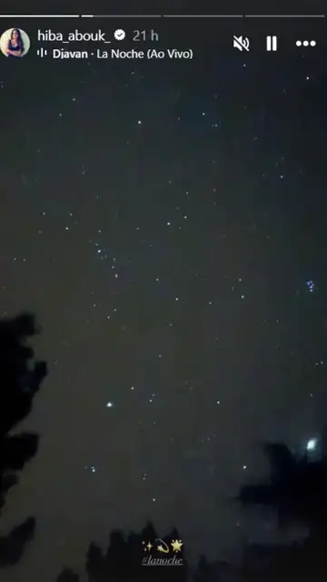 Foto de Hiba Abouk del cielo estrellado Foto de Hiba Abouk del cielo estrellado