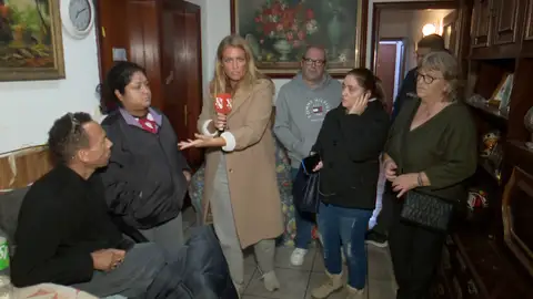Se aprovechan de la demencia de José Se aprovechan de la demencia de José