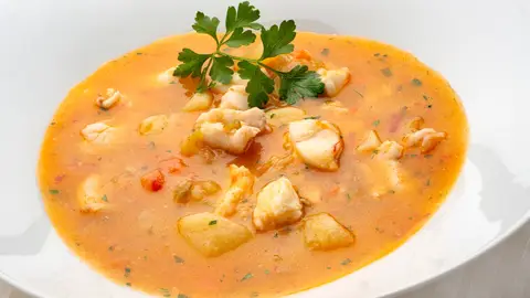 Marmitako de rape, una receta muy fácil y resultona de Karlos Arguiñano: "Yo voy a comer hoy esto" Marmitako de rape, una receta muy fácil y resultona de Karlos Arguiñano: "Yo voy a comer hoy esto"