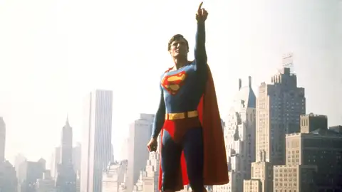 Christopher Reeve como SuperMan Christopher Reeve como SuperMan