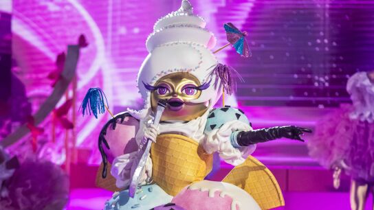 &iexcl;Locura en el plat&oacute;! Helado se hace con el escenario al ritmo de &lsquo;Mariposas&rsquo; 