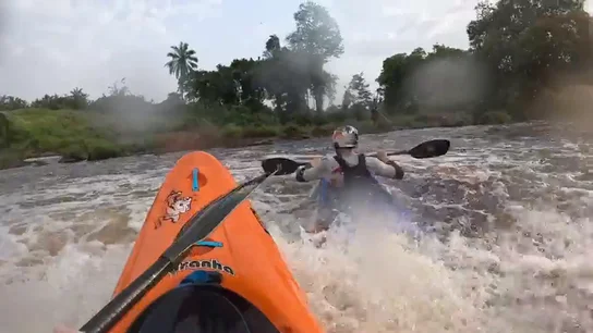 La nueva aventura de Adrian Mattern y Dane Jackson en África La nueva aventura de Adrian Mattern y Dane Jackson en África