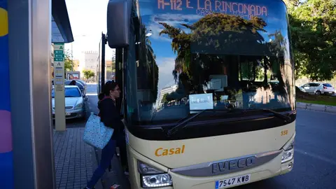 Autobús con destino al La Rinconada, Sevilla Autobús con destino al La Rinconada, Sevilla