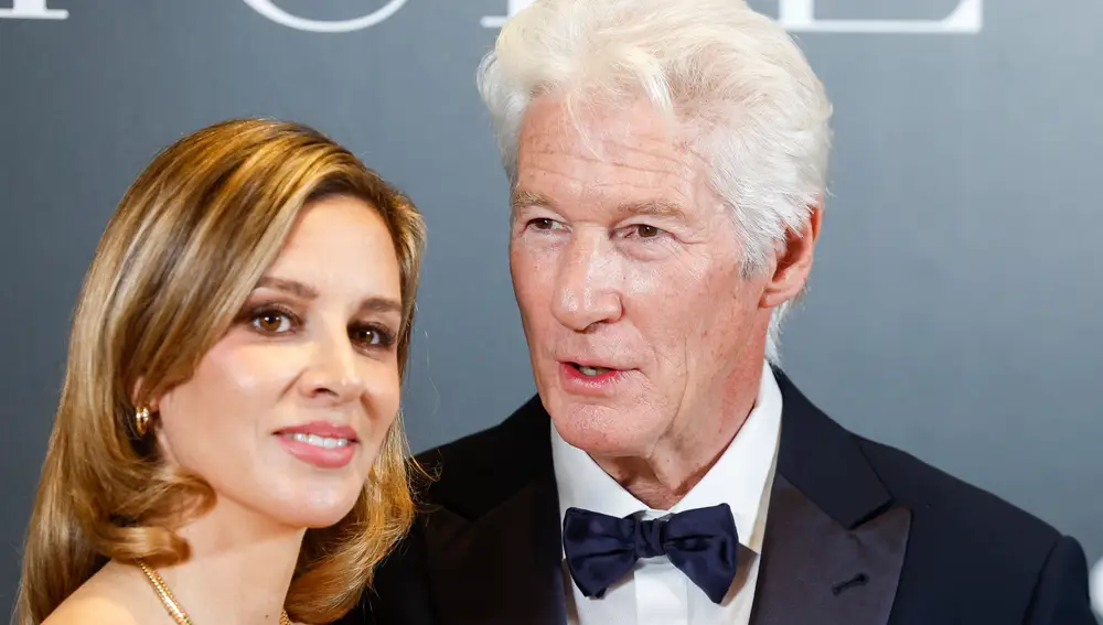 Richard Gere y su mujer Alejandra Silva en Madrid Richard Gere y su mujer Alejandra Silva en Madrid