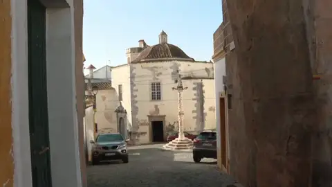 La localidad portuguesa de Elvas Elvas, la localidad portuguesa que guarda una extraña relación entre el 'caso Aldama' y el hermano de Sánchez