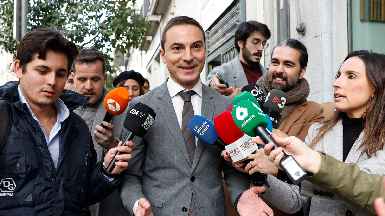 Se filtran los mensajes del móvil de Juan Lobato entregados al juez: 