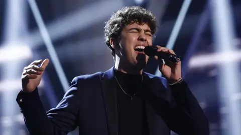 Un sinfín de emociones con la mágica interpretación de ‘I won’t give up’ Un sinfín de emociones con la mágica interpretación de ‘I won’t give up’