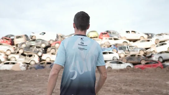 Un corredor del maratón de Valencia en Alfafar Un corredor del maratón de Valencia en Alfafar
