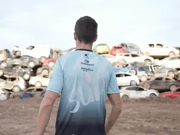 Un corredor del maratón de Valencia en Alfafar Un corredor del maratón de Valencia en Alfafar