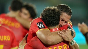 Tobias Sainz-Trapaga y Josep Serres celebran la plata conquista en Dubái