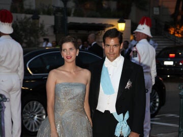 Margarita Vargas y Luis Alfonso de Borb&oacute;n en la boda de Alberto de M&oacute;naco y Charlene en 2011