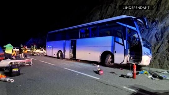 Autob&uacute;s accidentado en los Pirineos