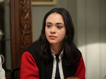 Sena Mia Kalip es Parla, la hija de Rengin y mejor amiga de Umay en Renacer: todo lo que debes saber de ella 