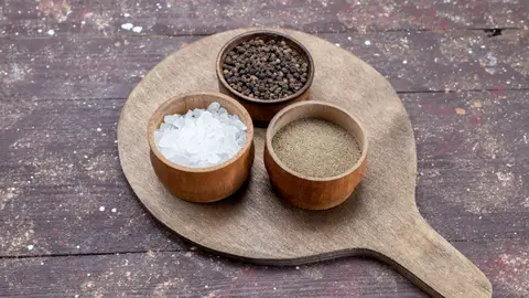 Pimienta y sal Pimienta y sal