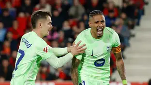 Raphinha celebra con Casadó su segundo gol al Mallorca Raphinha celebra con Casadó su segundo gol al Mallorca