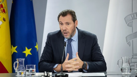 El ministro de Transportes y Movilidad Sostenible, Óscar Puente, durante la rueda de prensa posterior al Consejo de Ministros El ministro de Transportes y Movilidad Sostenible, Óscar Puente, durante la rueda de prensa posterior al Consejo de Ministros