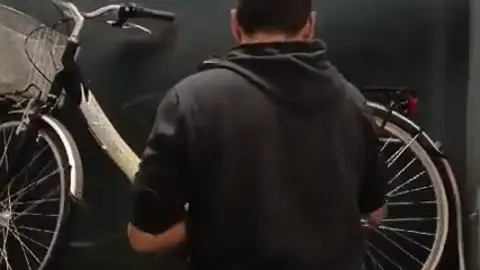 Un taller de Peralta repara bicicletas para los afectados por la DANA en Valencia Un taller de Peralta repara bicicletas para los afectados por la DANA en Valencia