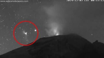 Imágenes de la webcam que monitorea el volcán Popocatépetl