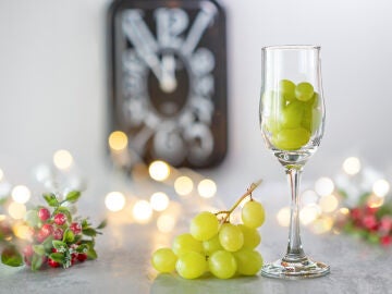 &iquest;Por qu&eacute; comemos 12 uvas? Este es el origen de una de las tradiciones m&aacute;s famosas de nuestro pa&iacute;s
