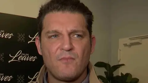 Manu Tenorio Manu Tenorio