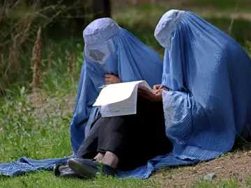 Mujeres de Afganistán con burka Mujeres de Afganistán con burka