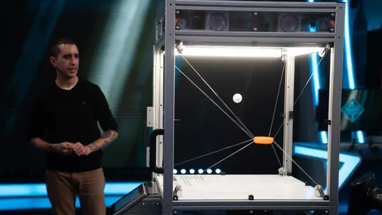 ¡Un robot capaz de hacer malabares! El experimento que ha dejado atónito a Aaron Taylor-Johnson ¡Un robot capaz de hacer malabares! El experimento que ha dejado atónito a Aaron Taylor-Johnson