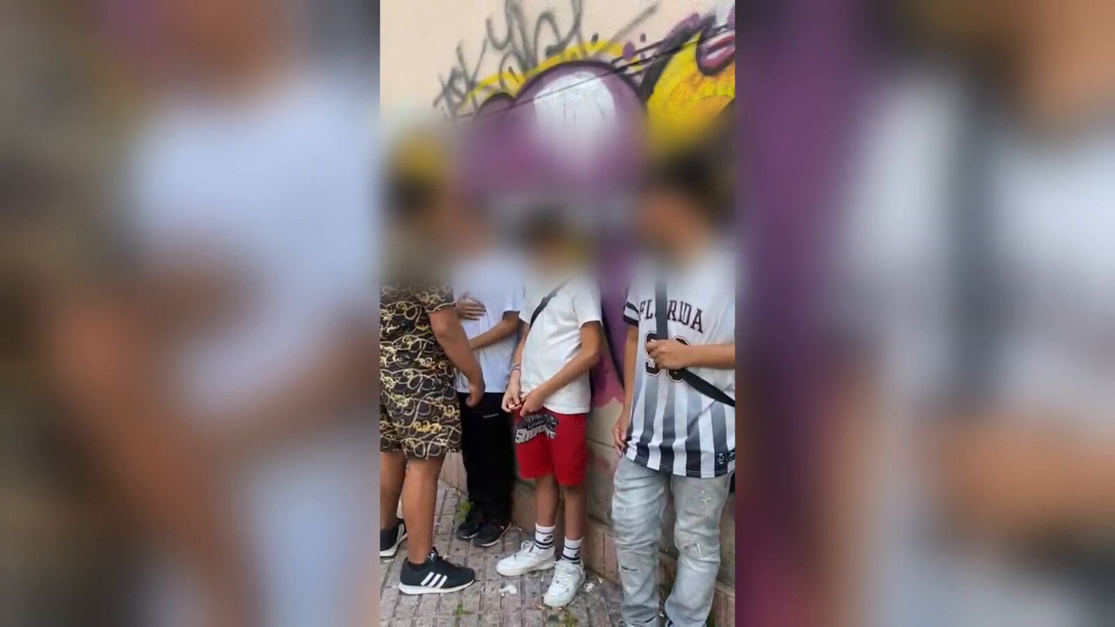 El 'Patrón de Vigo' y sus aprendices: menores que cazan a menores