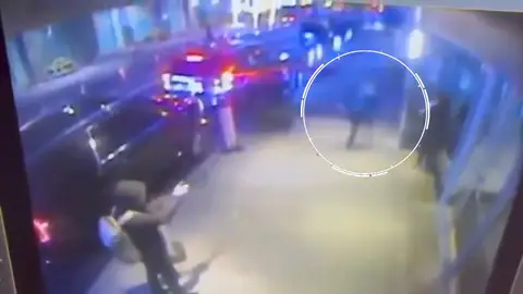 Disparan a Brian Thompson Disparan a Brian Thompson