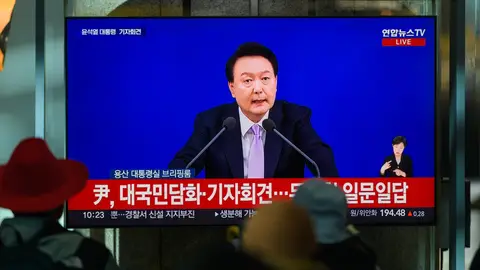 Rumores de una segunda declaración de la ley marcial en Corea del Sur. Rumores de una segunda declaración de la ley marcial en Corea del Sur.