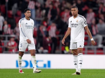 Bellingham y Mbappé durante el Athletic - Real Madrid de la jornada 19