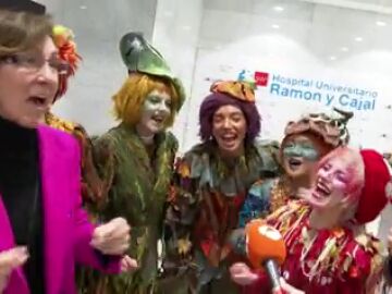 El Teatro Circo Price lleva la magia de la navidad al Hospital Ramón y Cajal 