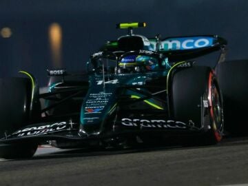 Fernando Alonso durante la clasificación en Abu Dabi