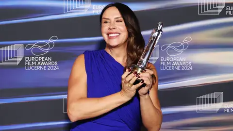 Karla Sofía Gascón, Mejor Actriz en los Premios de Cine Europeo por Emilia Pérez Karla Sofía Gascón, Mejor Actriz en los Premios de Cine Europeo por Emilia Pérez