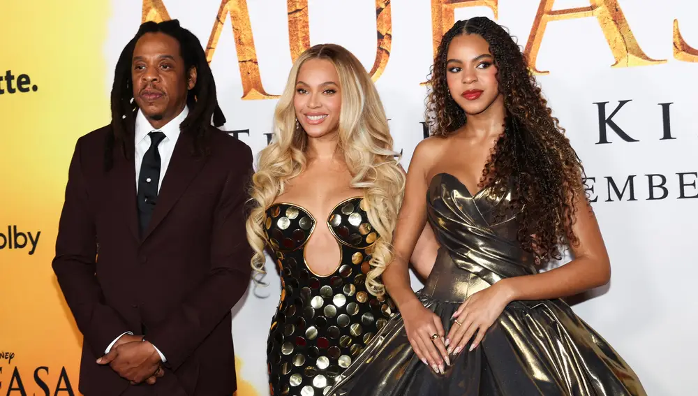 Jay-Z, Beyoncé y su hija Blue Ivy en la premiere de Mufasa Jay-Z, Beyoncé y su hija Blue Ivy en la premiere de Mufasa