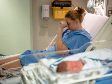 Una mujer en el posparto