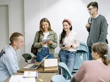 La FP en Ciberseguridad: el camino directo hacia empleos bien remunerados y en alta demanda La FP en Ciberseguridad: el camino directo hacia empleos bien remunerados y en alta demanda