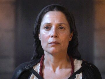 Esta noche en Beguinas, el padre Lasarte sentencia a Marie Anne: &ldquo;Vuestra verdad ser&aacute; vuestra condena&rdquo;