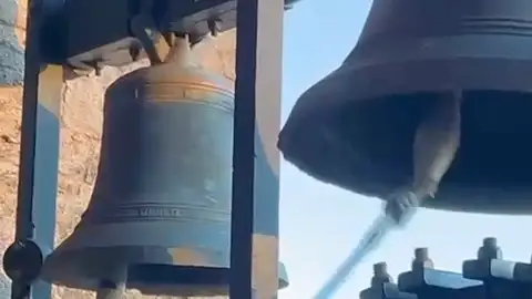 Las campanas de la Catedral de Santiago resuenen por los derechos humanos Las campanas de la Catedral de Santiago resuenen por los derechos humanos