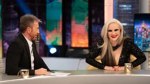 Alaska se sincera sobre sus operaciones estéticas: "Para mí es crearte y construírte" Alaska se sincera sobre sus operaciones estéticas: "Para mí es crearte y construírte"