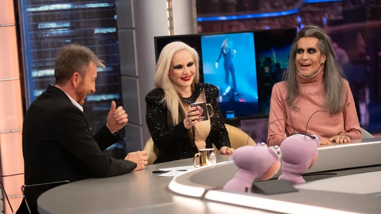 Mario Vaquerizo reaparece en El Hormiguero tras su accidente: "Con sentido del humor cualquier adversidad se supera" Mario Vaquerizo reaparece en El Hormiguero tras su accidente: "Con sentido del humor cualquier adversidad se supera"