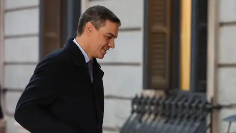 Pedro Sánchez entrando en el Congreso Pedro Sánchez entrando en el Congreso