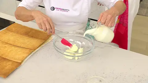 Milhojas de chocolate y nata Milhojas de chocolate y nata