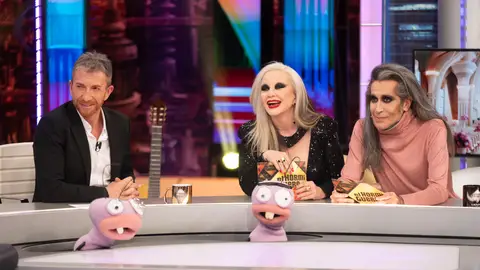 Test del amor: Alaska y Mario Vaquerizo se prueban como celestinos Test del amor: Alaska y Mario Vaquerizo se prueban como celestinos