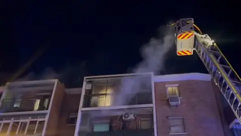 Incendio de una vivienda en Carabanchel Incendio de una vivienda en Carabanchel