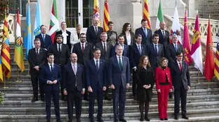 Foto de familia de la XXVII Conferencia de Presidentes, celebrada en Santander Foto de familia de la XXVII Conferencia de Presidentes, celebrada en Santander