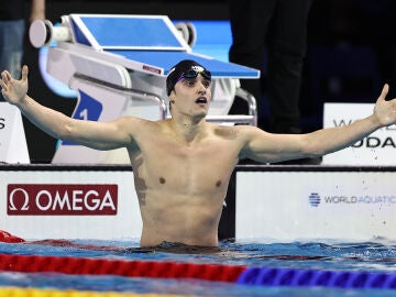 Carles Coll Marti celebra su histórico oro en la piscina del Duna Arena (Budapest)