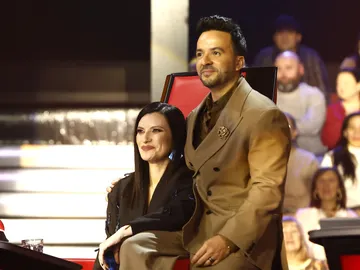 ¡No se lo esperaba! Los ocho semifinalistas de La Voz sorprenden a Laura Pausini con ‘Víveme’ ¡No se lo esperaba! Los ocho semifinalistas de La Voz sorprenden a Laura Pausini con ‘Víveme’