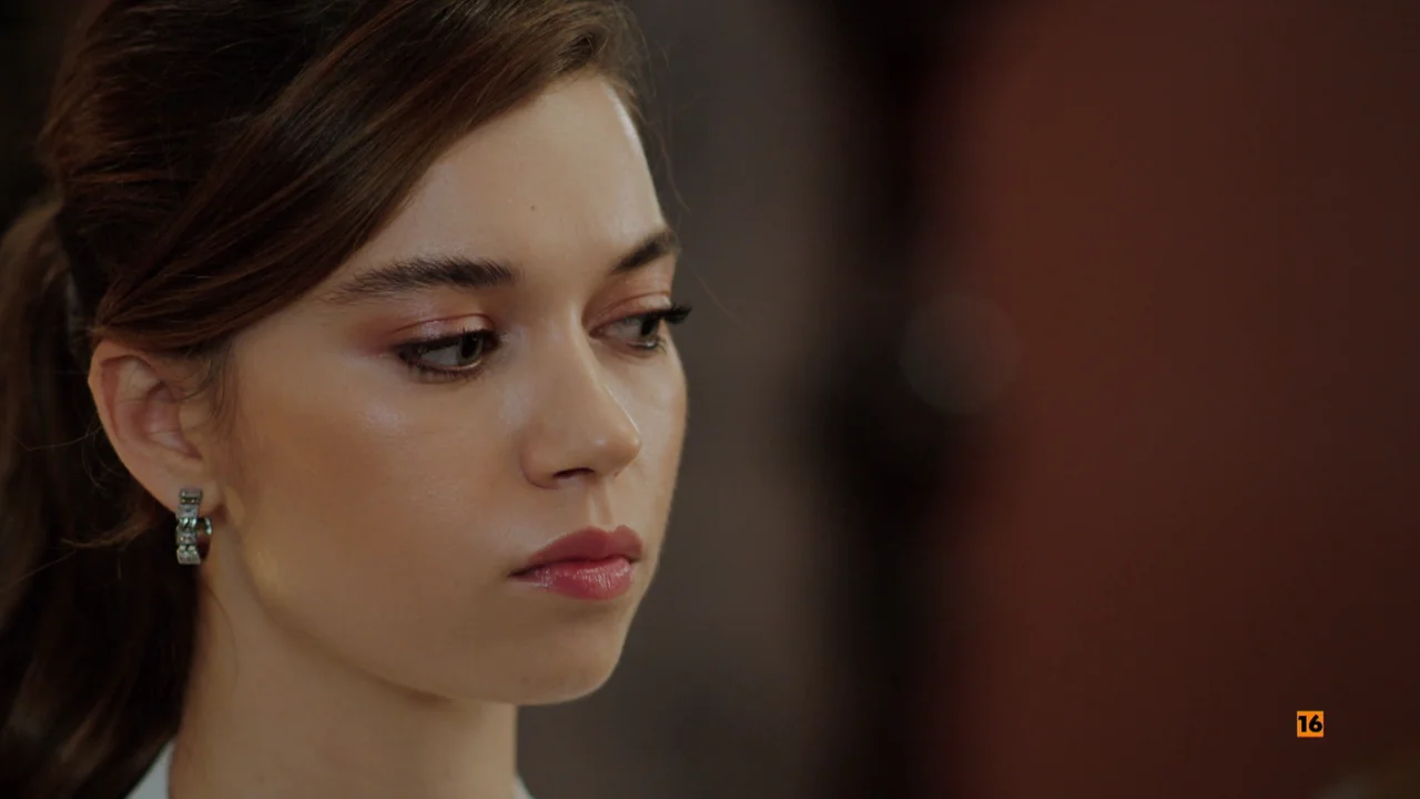 ¿Se acabó su matrimonio con Ferit?: Seyran toma una decisión que cambiará su vida para siempre, este domingo en Una nueva vida