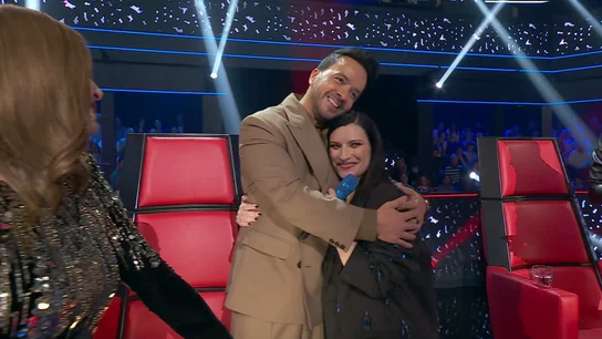 Luis Fonsi y Laura Pausini Luis Fonsi y Laura Pausini