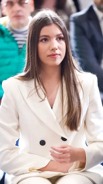 La infanta Sofía debuta en su primer acto en solitario en una entrega de premios La infanta Sofía debuta en su primer acto en solitario en una entrega de premios